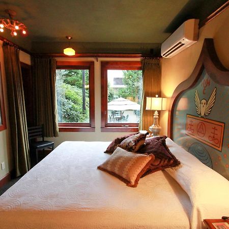 Mcmenamins Kennedy School Hotel Portland Buitenkant foto